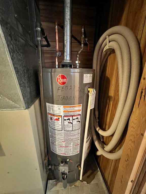 MLS® A2262799 - 5417 52 Street  in Sparling Camrose, Residential