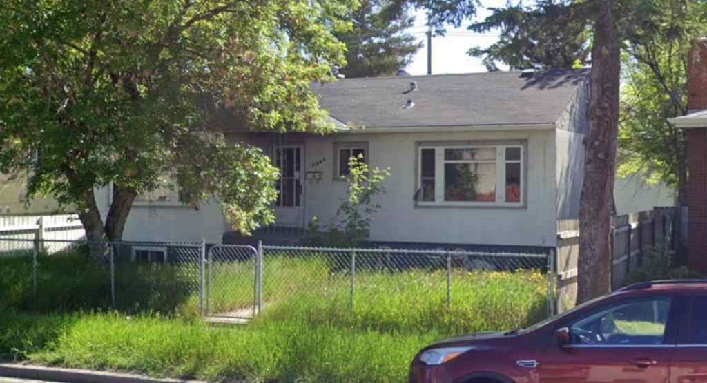 MLS® A2262801 - 3520 Centre Street NE in Highland Park Calgary, Residential