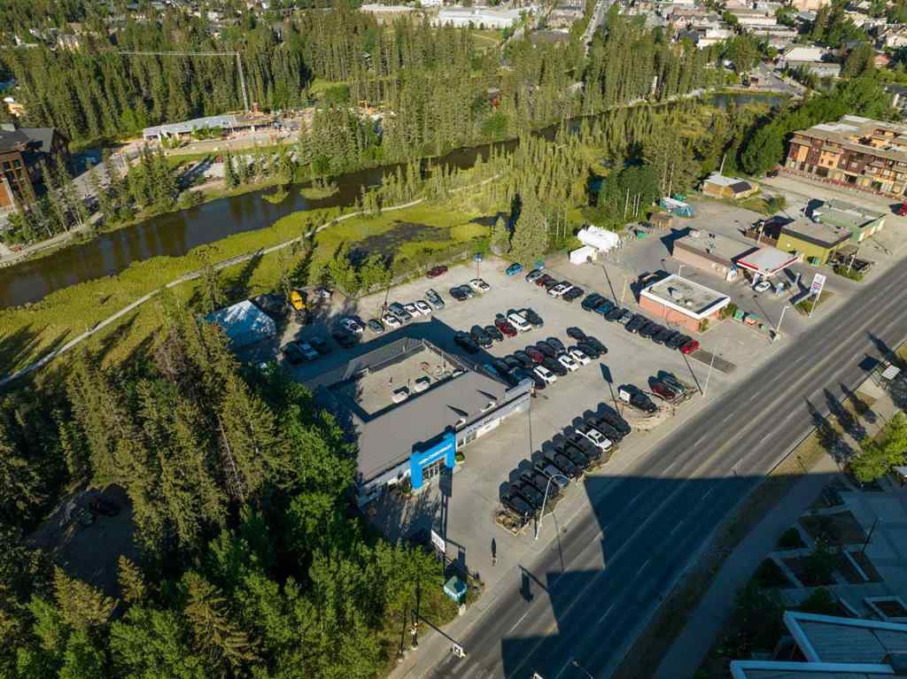 MLS® A2262805 - 707 Railway Avenue  in Town Centre_Canmore Canmore, Commercial