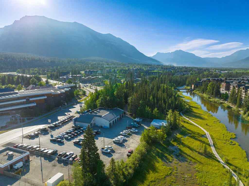 MLS® A2262805 - 707 Railway Avenue  in Town Centre_Canmore Canmore, Commercial