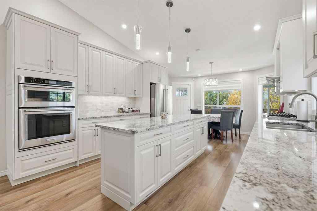 MLS® A2262808 - 31 Applegrove Crescent SE in Applewood Park Calgary, Residential