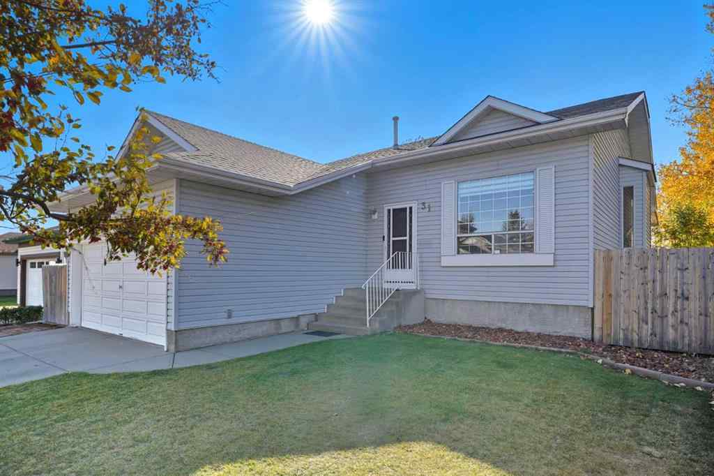 MLS® A2262808 - 31 Applegrove Crescent SE in Applewood Park Calgary, Residential
