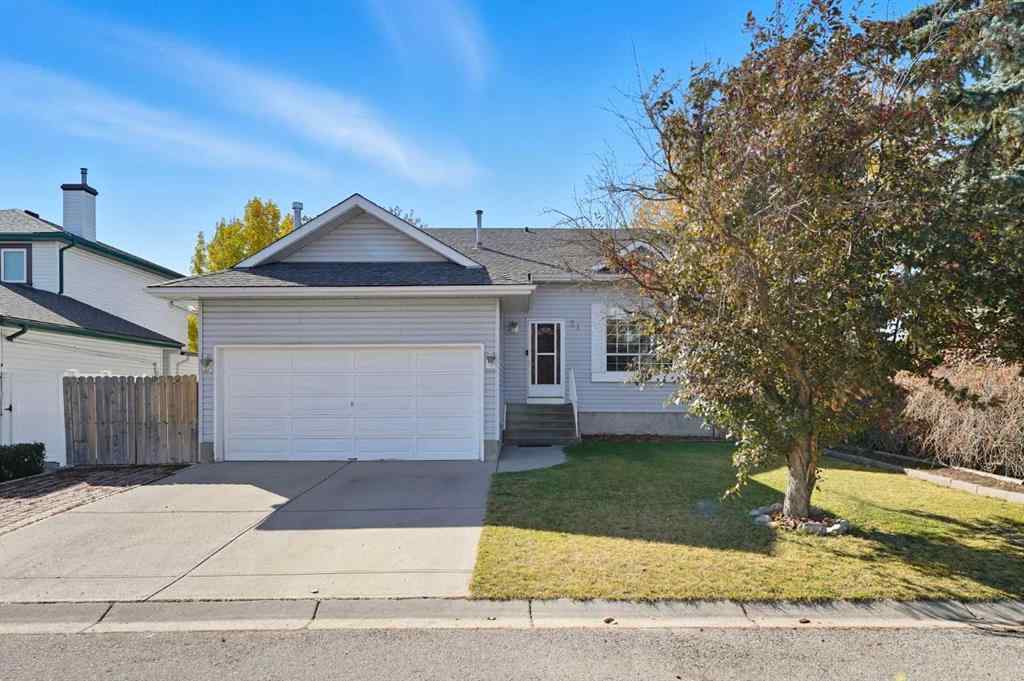 MLS® A2262808 - 31 Applegrove Crescent SE in Applewood Park Calgary, Residential