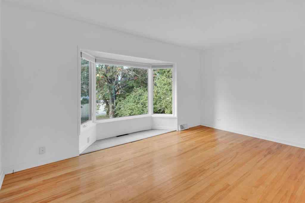 MLS® A2262810 - 2412 22 Street NW in Banff Trail Calgary, Residential