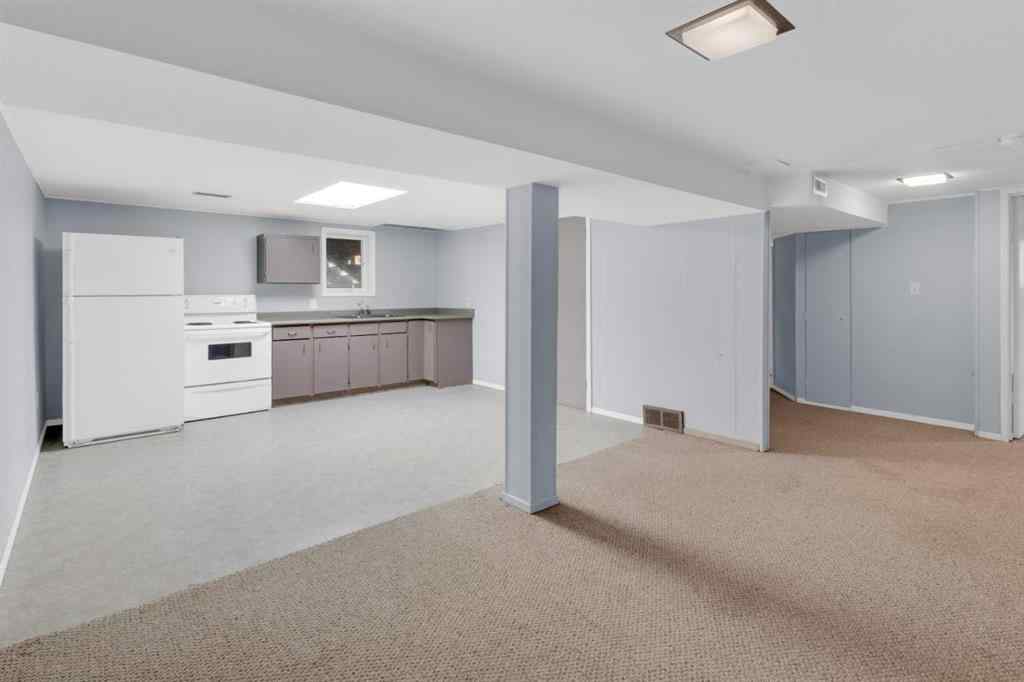 MLS® A2262810 - 2412 22 Street NW in Banff Trail Calgary, Residential