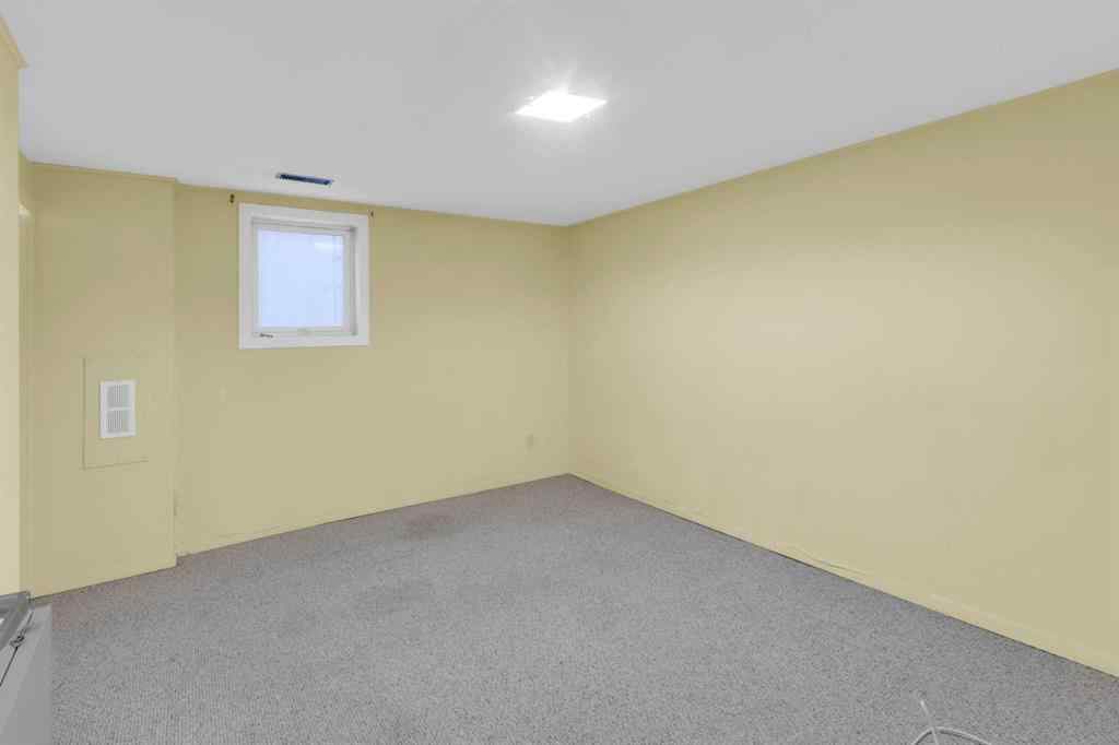 MLS® A2262810 - 2412 22 Street NW in Banff Trail Calgary, Residential