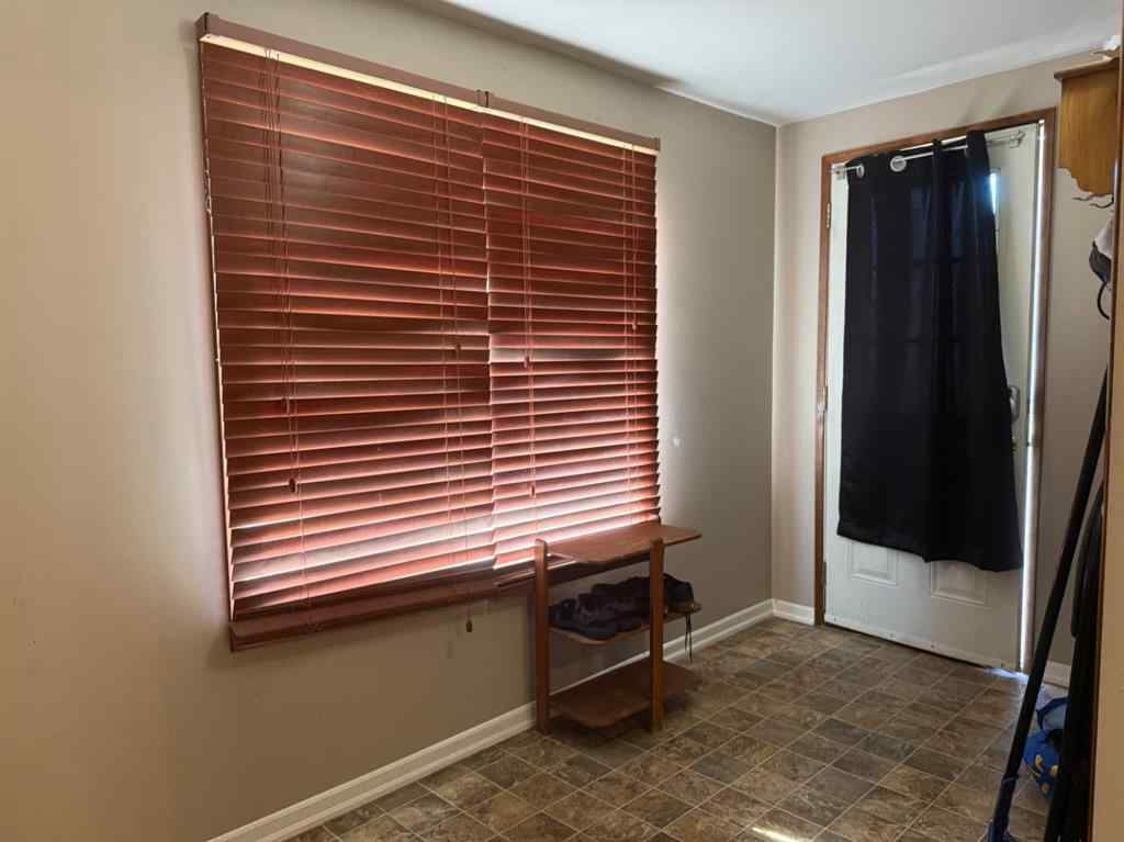 MLS® A2262813 - 103 7 Avenue SE   in Bankview Drumheller, Residential