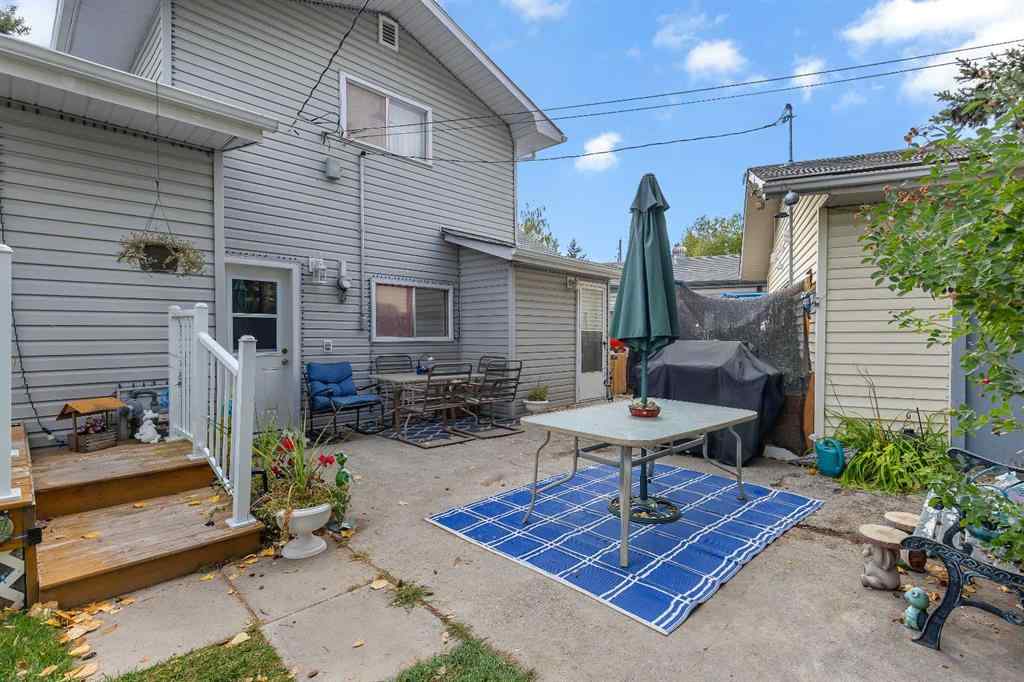 MLS® A2262817 - 8128 Bowglen Crescent NW in Bowness Calgary, Residential