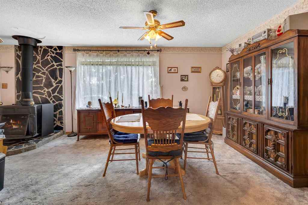 MLS® A2262817 - 8128 Bowglen Crescent NW in Bowness Calgary, Residential