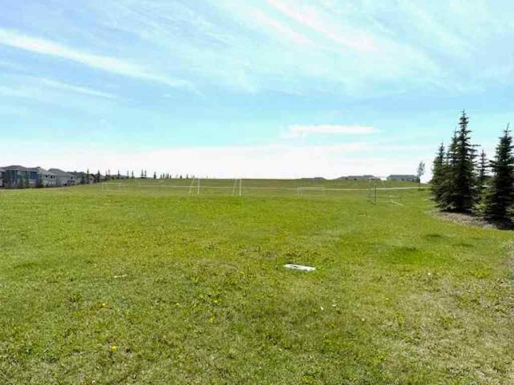 MLS® A2262824 - 20 Nolancrest Green NW in Nolan Hill Calgary, Residential