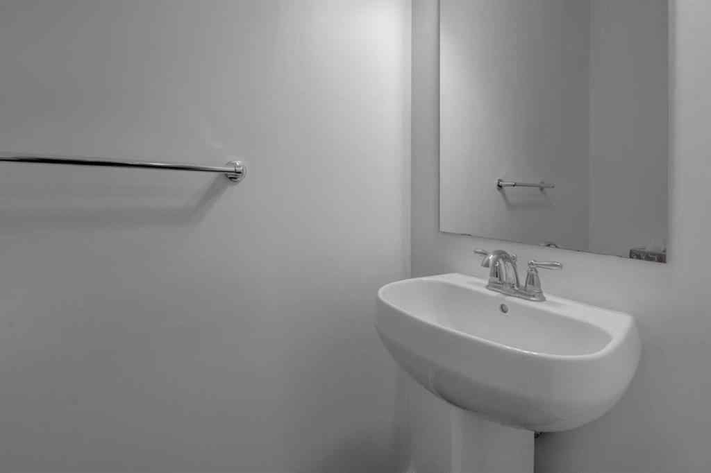 MLS® A2262824 - 20 Nolancrest Green NW in Nolan Hill Calgary, Residential