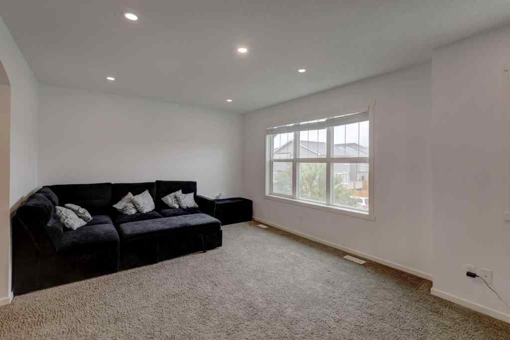 MLS® A2262824 - 20 Nolancrest Green NW in Nolan Hill Calgary, Residential