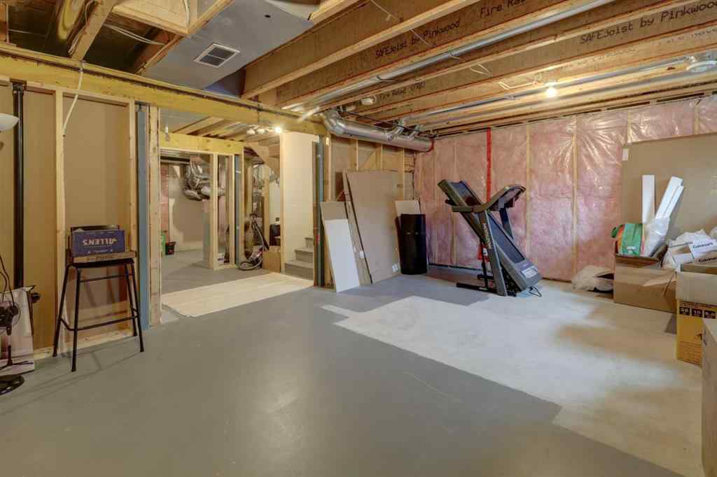 MLS® A2262824 - 20 Nolancrest Green NW in Nolan Hill Calgary, Residential