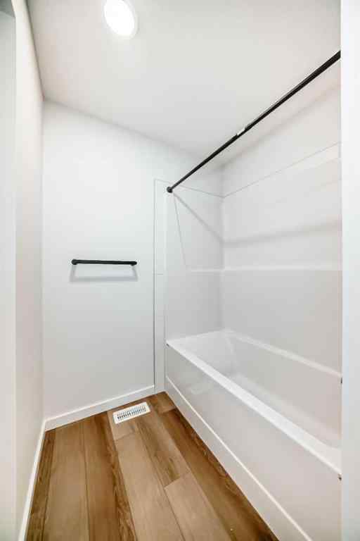 MLS® A2262825 - 33 Royston Grove NW in Haskayne Calgary, Residential