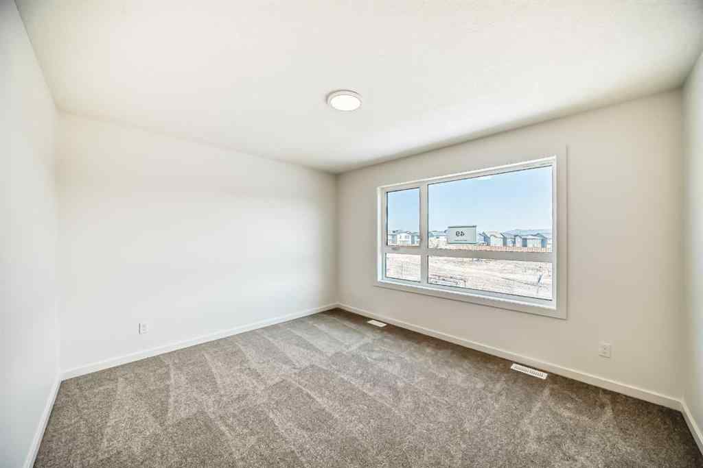 MLS® A2262825 - 33 Royston Grove NW in Haskayne Calgary, Residential