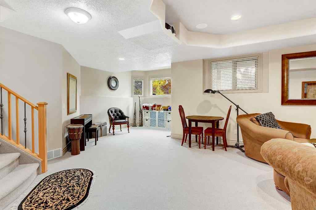 MLS® A2262827 - 4805 93 Street  in Wedgewood Wedgewood, Residential