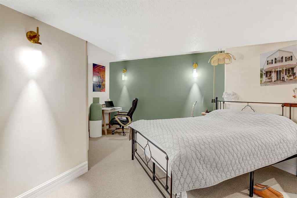 MLS® A2262827 - 4805 93 Street  in Wedgewood Wedgewood, Residential