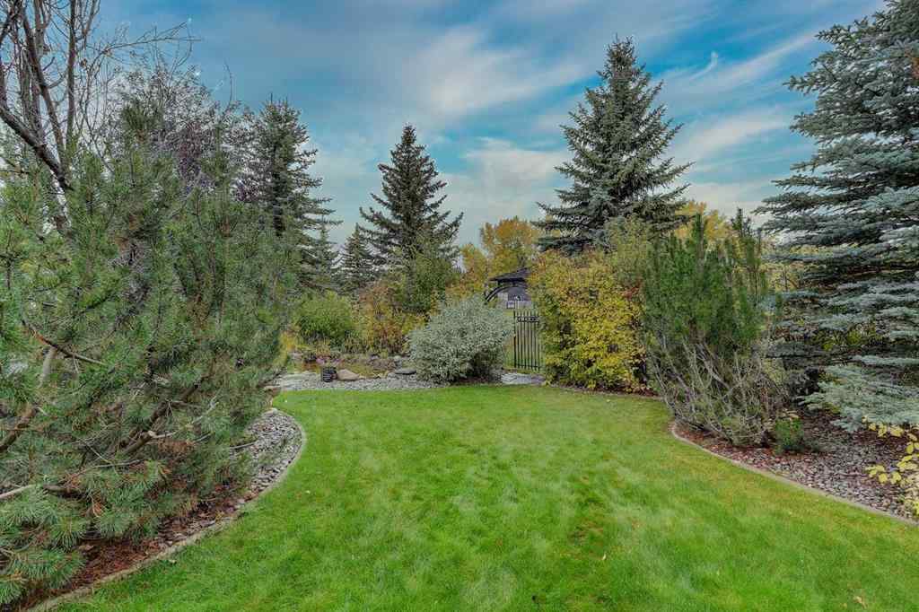 MLS® A2262827 - 4805 93 Street  in Wedgewood Wedgewood, Residential