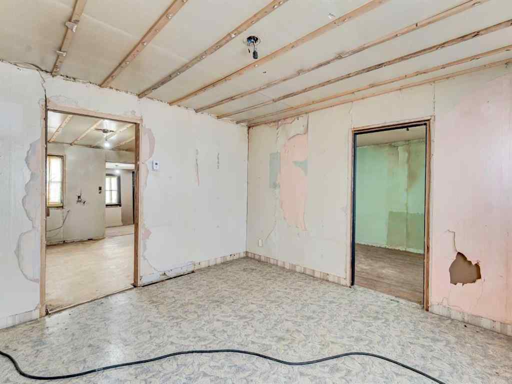 MLS® A2262837 - 640 Pottery Street SE in River Flats Medicine Hat, Residential