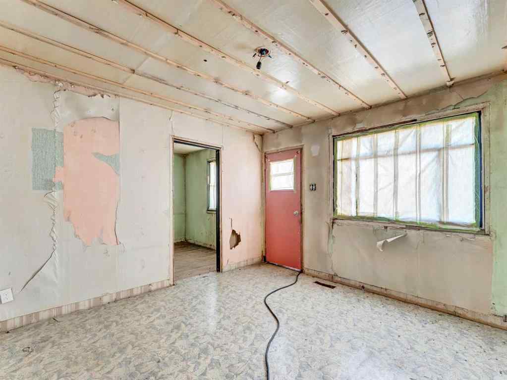 MLS® A2262837 - 640 Pottery Street SE in River Flats Medicine Hat, Residential