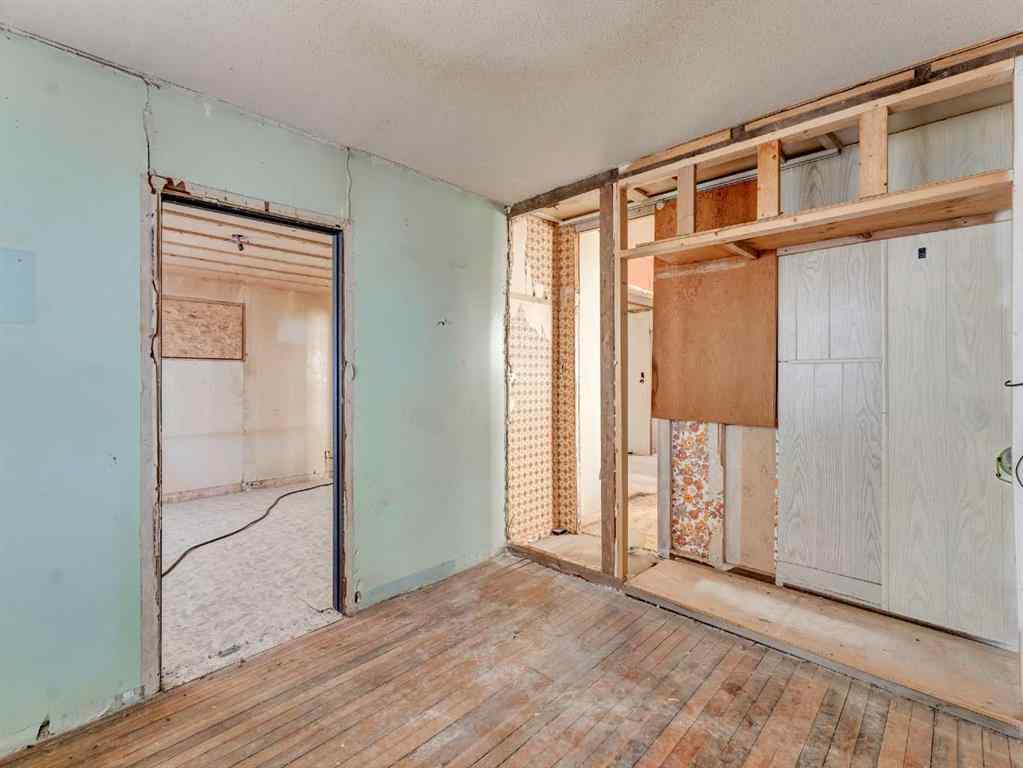 MLS® A2262837 - 640 Pottery Street SE in River Flats Medicine Hat, Residential