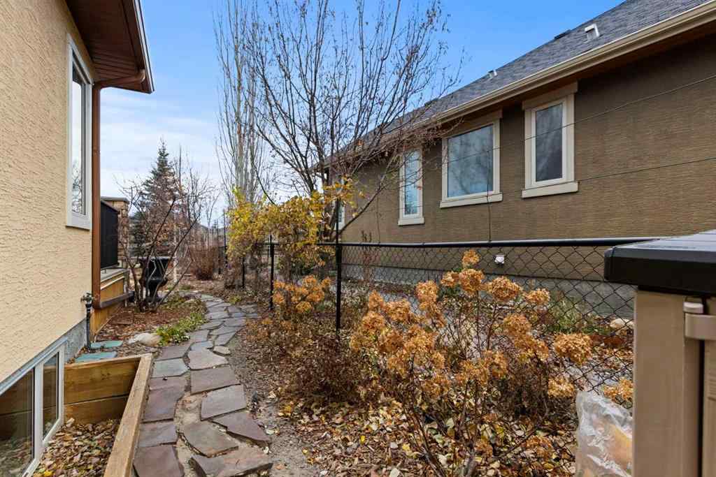 MLS&reg; # A2262838 - 13 Cimarron Estates Link  in Cimarron Estates Okotoks, Residential Open Houses