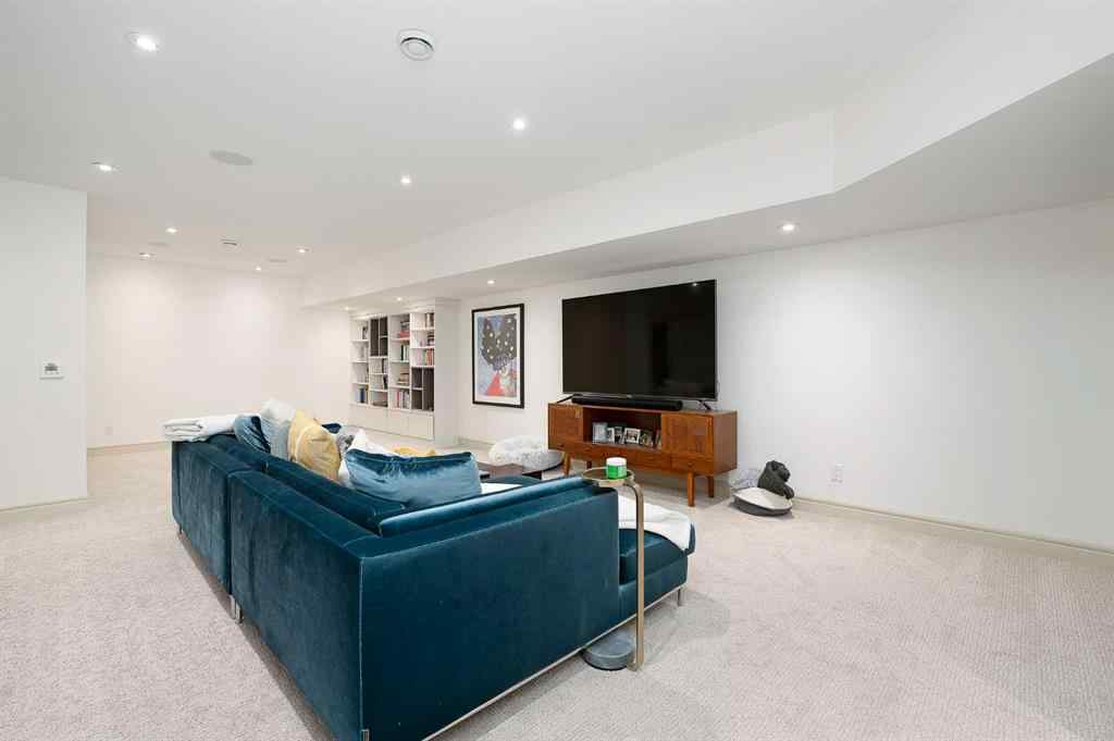 MLS® A2262839 - 2317 23 Avenue SW in Richmond Calgary, Residential