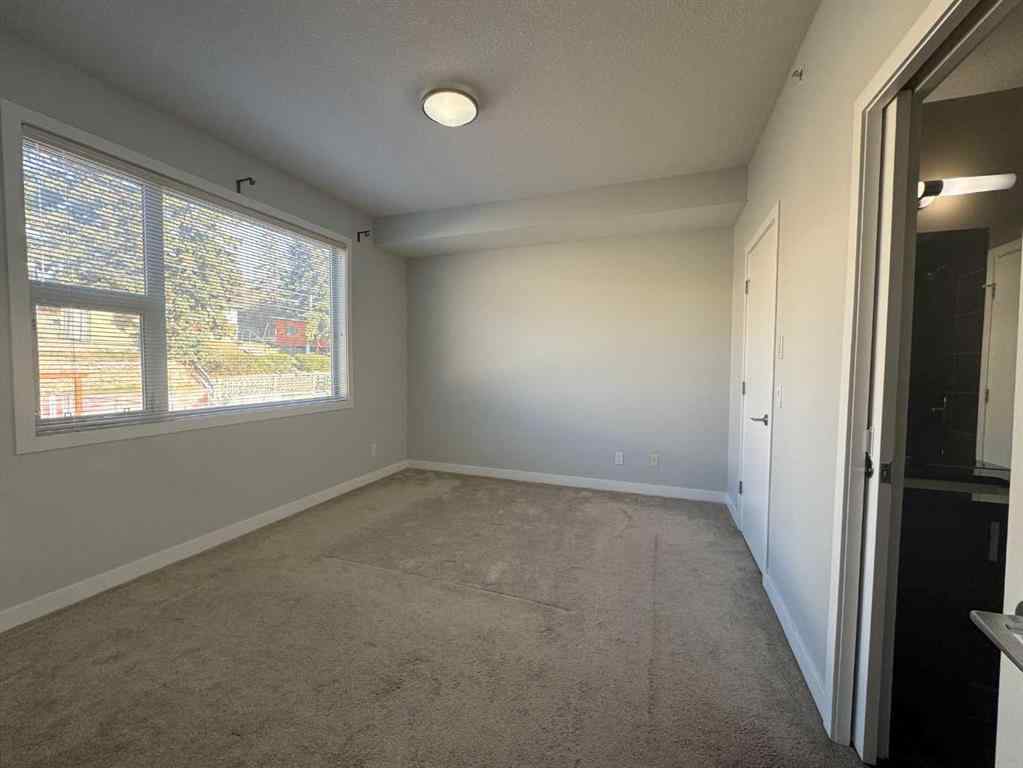 MLS® A2262840 - Unit #528 4303 1 Street NE in Highland Park Calgary, Residential