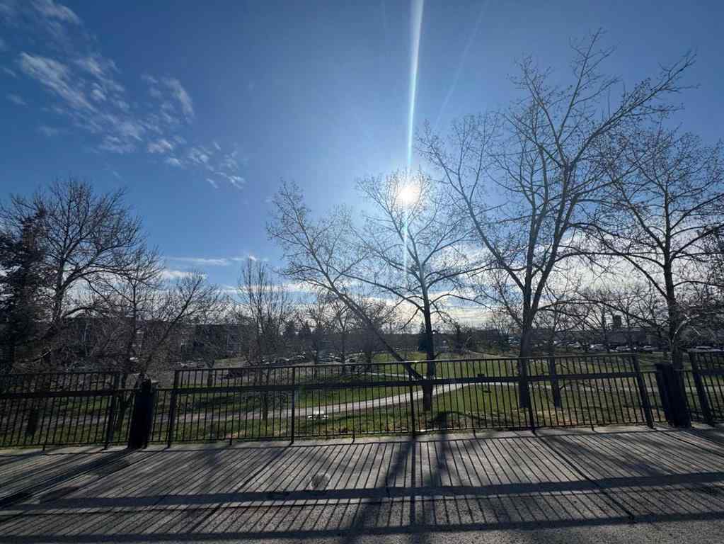 MLS® A2262840 - Unit #528 4303 1 Street NE in Highland Park Calgary, Residential