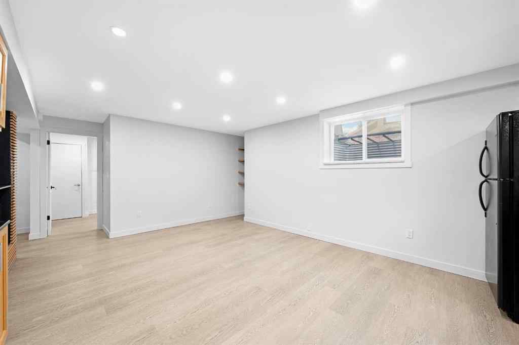 MLS® A2262844 - 30 Hidden Circle NW in Hidden Valley Calgary, Residential