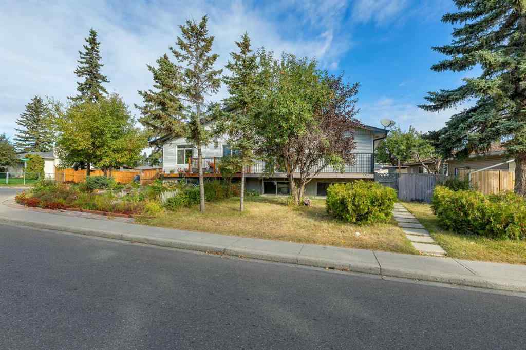 MLS® A2262845 - 5204 Marbank Drive NE in Marlborough Calgary, Residential