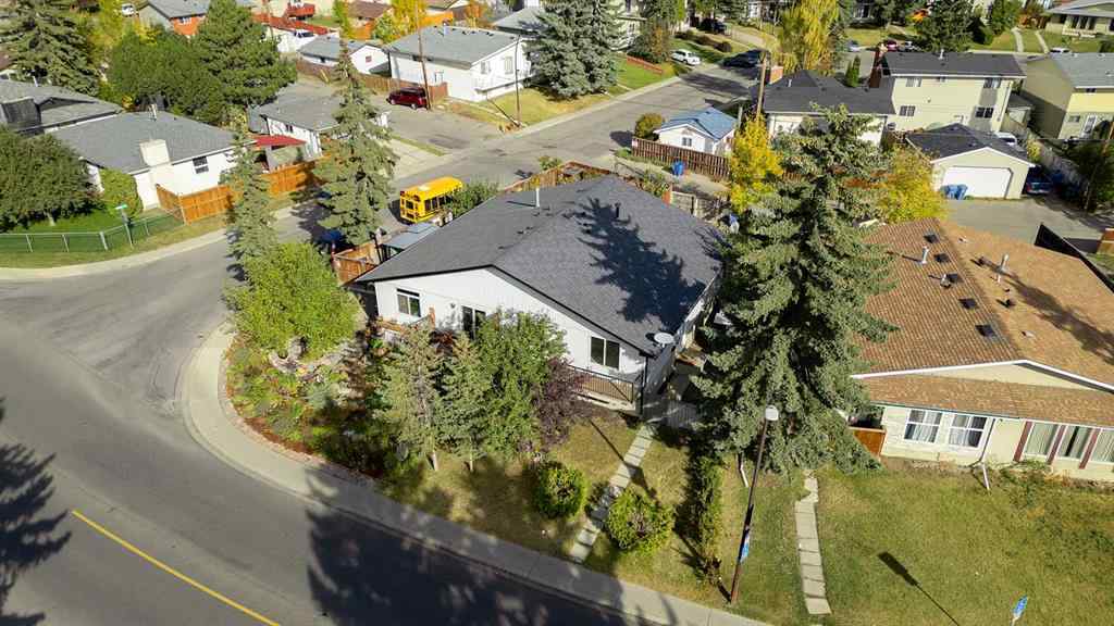 MLS® A2262845 - 5204 Marbank Drive NE in Marlborough Calgary, Residential