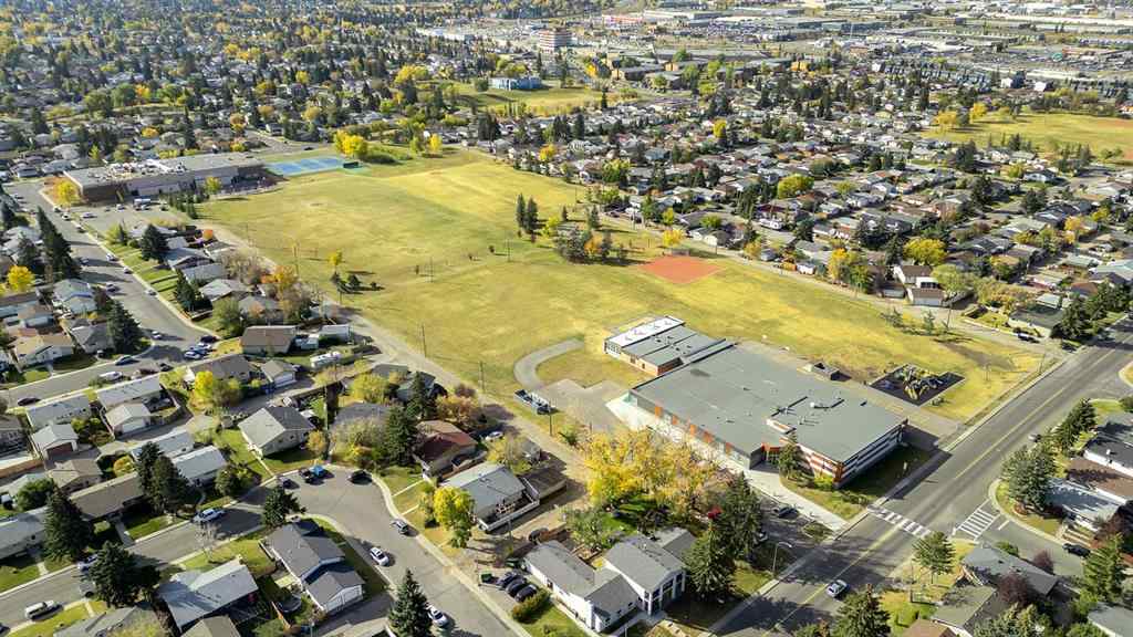 MLS® A2262845 - 5204 Marbank Drive NE in Marlborough Calgary, Residential