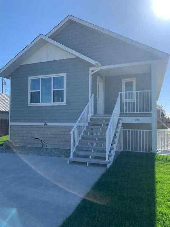 MLS® A2262848 - Unit #1 106 22 Street  in NONE Fort Macleod, Rental
