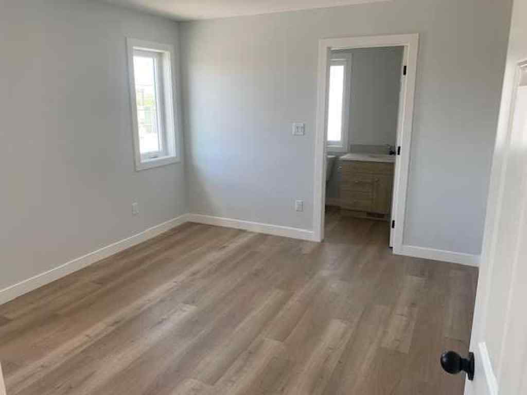 MLS® A2262848 - Unit #1 106 22 Street  in NONE Fort Macleod, Rental