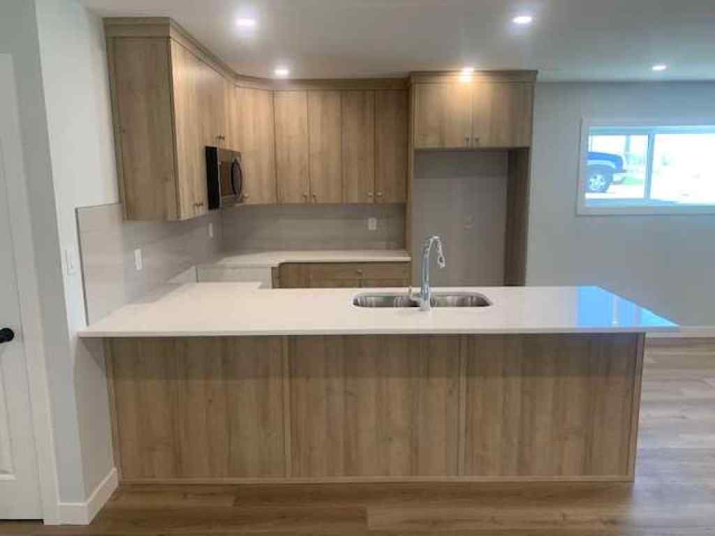 MLS® A2262849 - Unit #2 106 22 Street  in NONE Fort Macleod, Rental