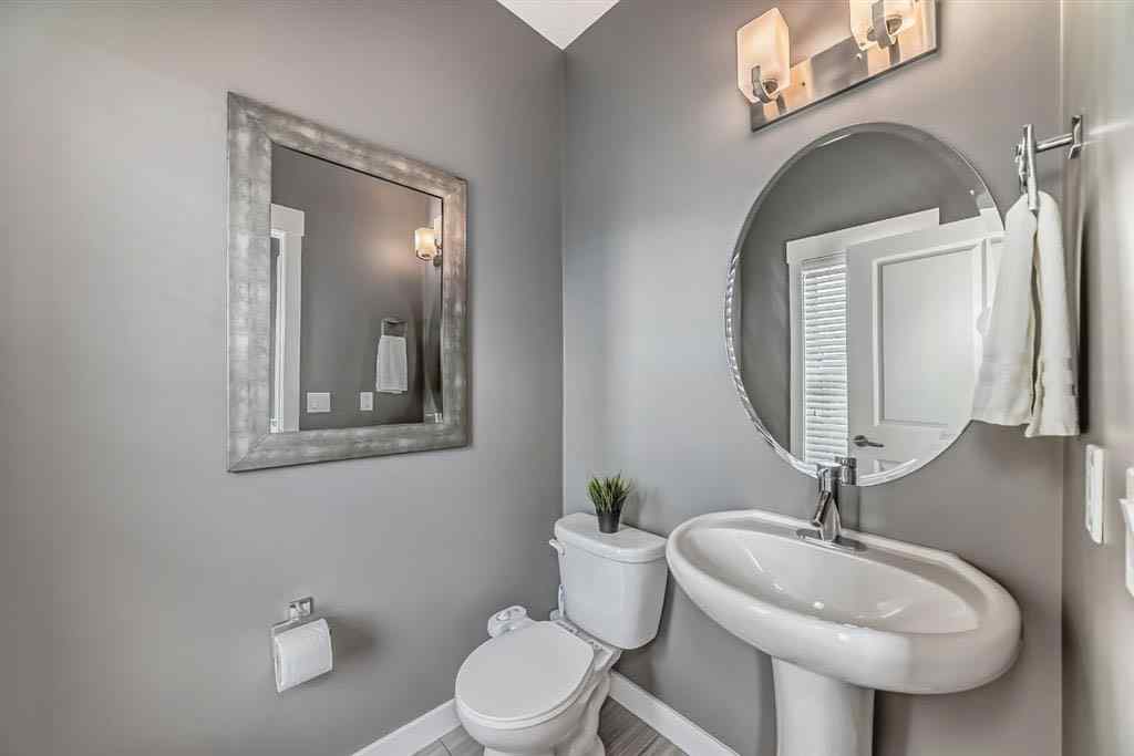 MLS® A2262855 - 288 Rainbow Falls Green  in Rainbow Falls Chestermere, Residential