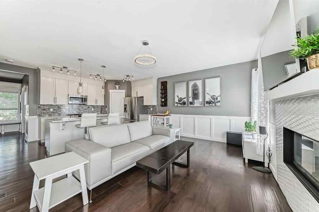 MLS® A2262855 - 288 Rainbow Falls Green  in Rainbow Falls Chestermere, Residential