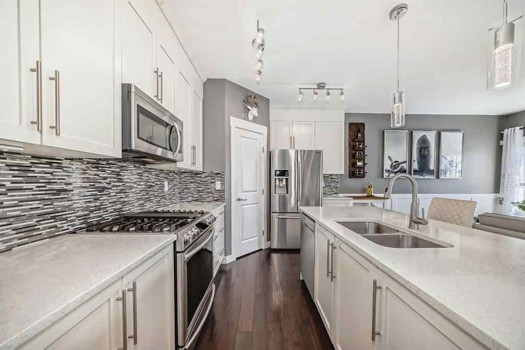 MLS® A2262855 - 288 Rainbow Falls Green  in Rainbow Falls Chestermere, Residential