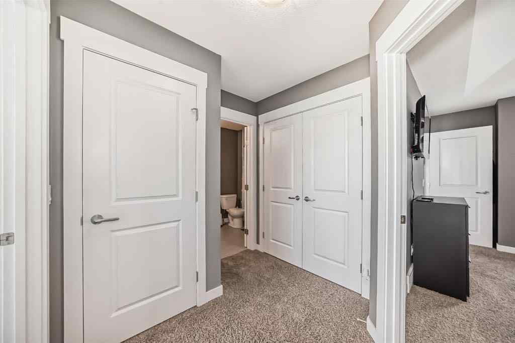 MLS® A2262855 - 288 Rainbow Falls Green  in Rainbow Falls Chestermere, Residential