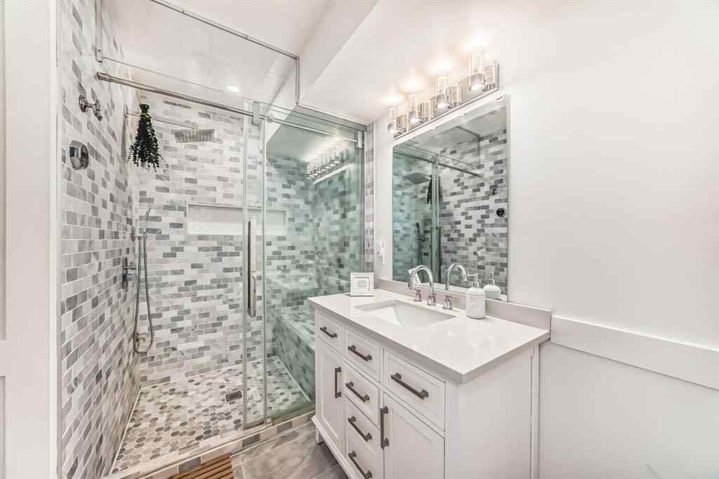 MLS® A2262855 - 288 Rainbow Falls Green  in Rainbow Falls Chestermere, Residential