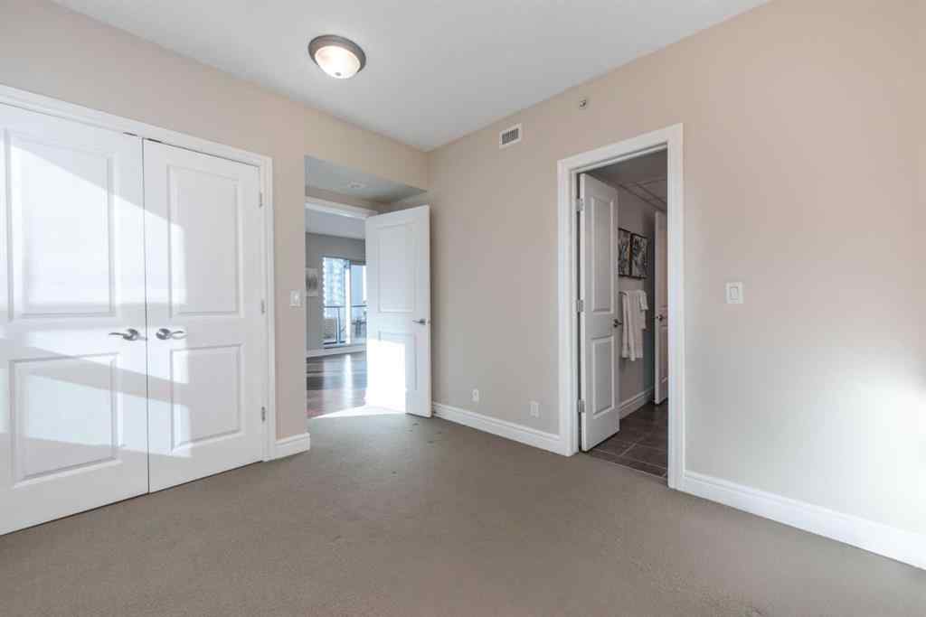 MLS® A2262863 - Unit #1807 920 5 Avenue SW in Downtown Commercial Core Calgary, Residential