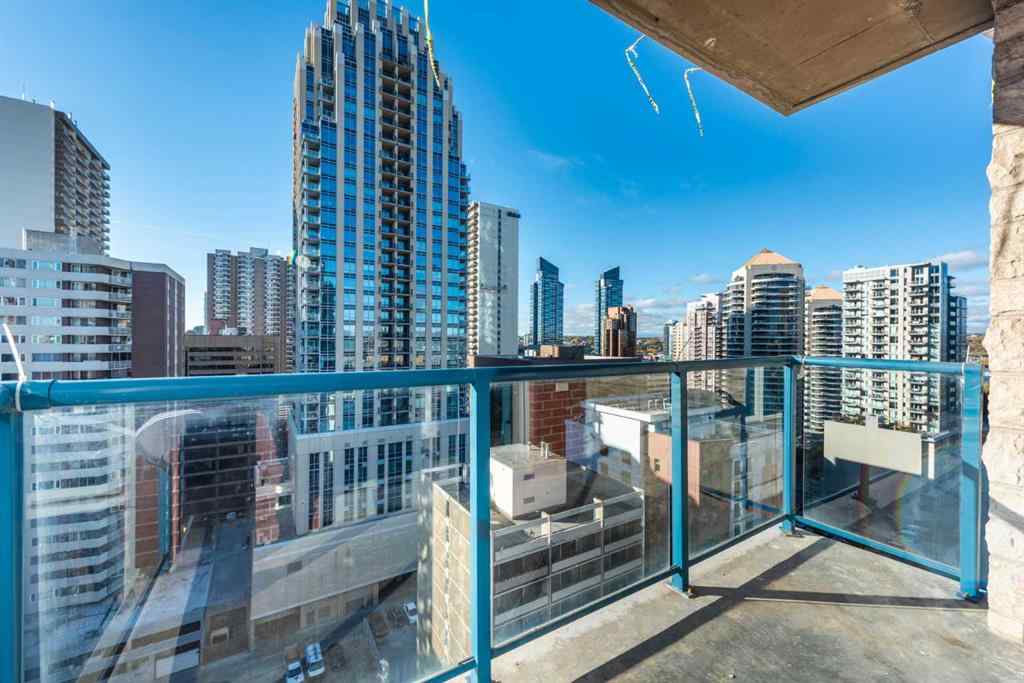 MLS® A2262863 - Unit #1807 920 5 Avenue SW in Downtown Commercial Core Calgary, Residential