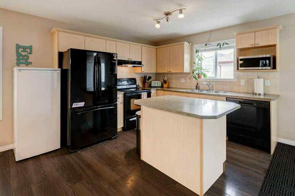 MLS® A2262867 - 14 Everglen Manor SW in Evergreen Calgary, Residential