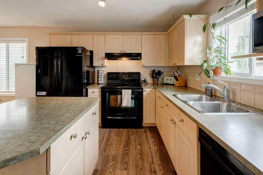 MLS® A2262867 - 14 Everglen Manor SW in Evergreen Calgary, Residential