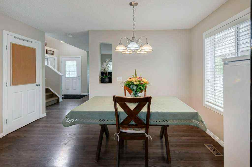 MLS® A2262867 - 14 Everglen Manor SW in Evergreen Calgary, Residential