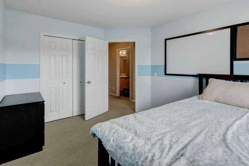 MLS® A2262867 - 14 Everglen Manor SW in Evergreen Calgary, Residential