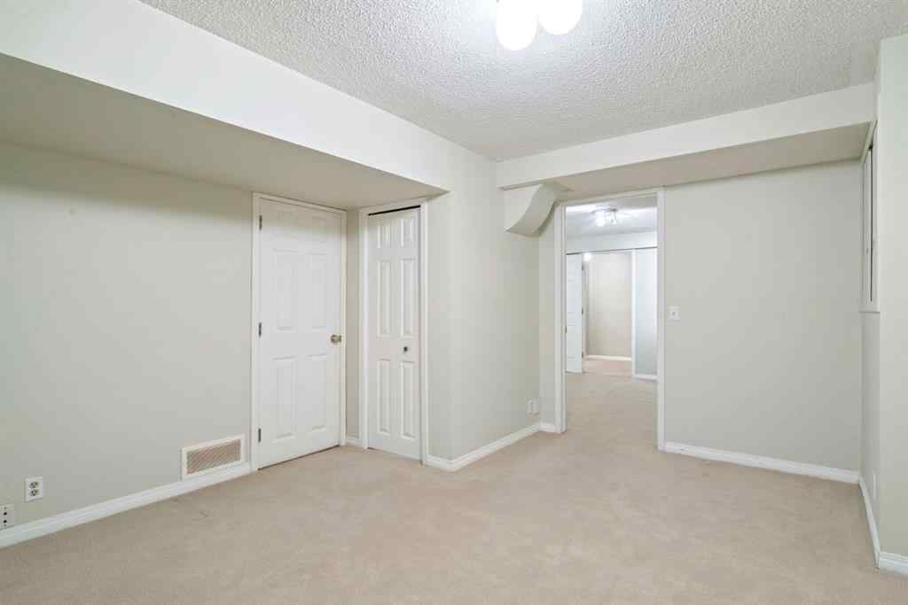 MLS® A2262871 - Unit #23 275 Woodridge Drive SW in Woodlands Calgary, Residential