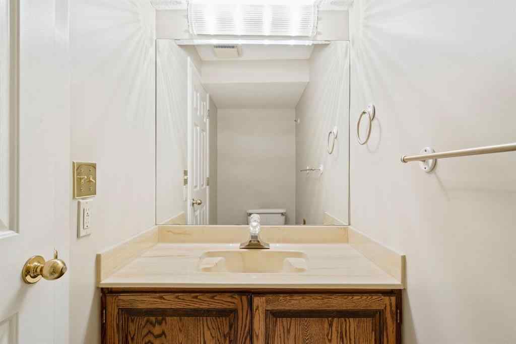 MLS® A2262871 - Unit #23 275 Woodridge Drive SW in Woodlands Calgary, Residential