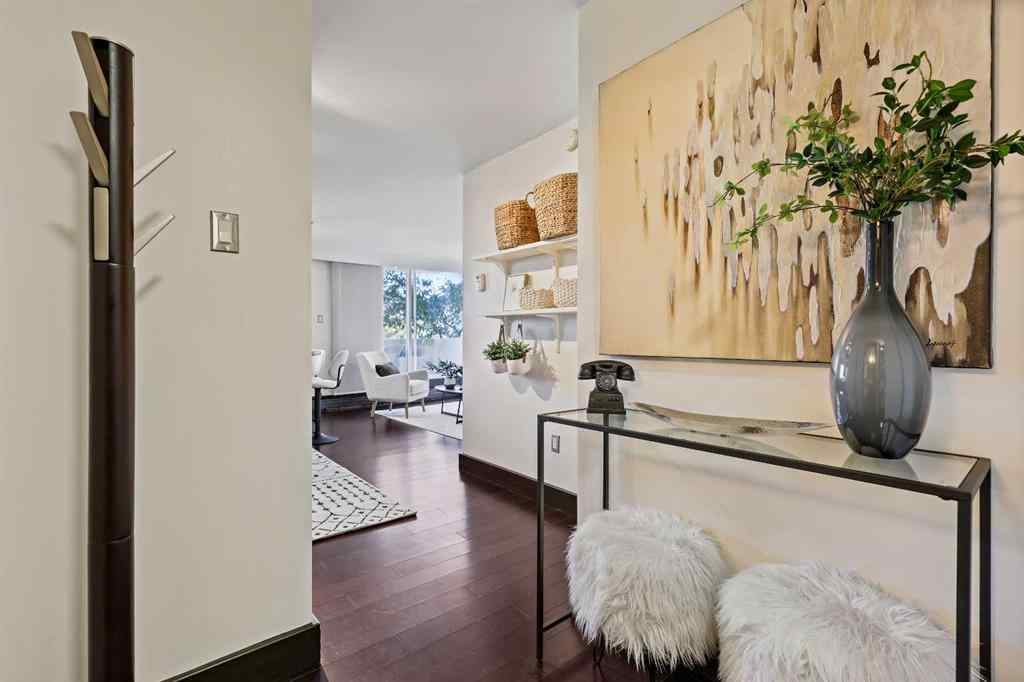 MLS® A2262873 - Unit #302 1709 19 Avenue SW in Bankview Calgary, Residential